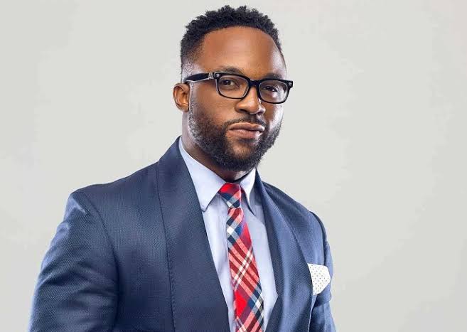 Call lyrics Iyanya 